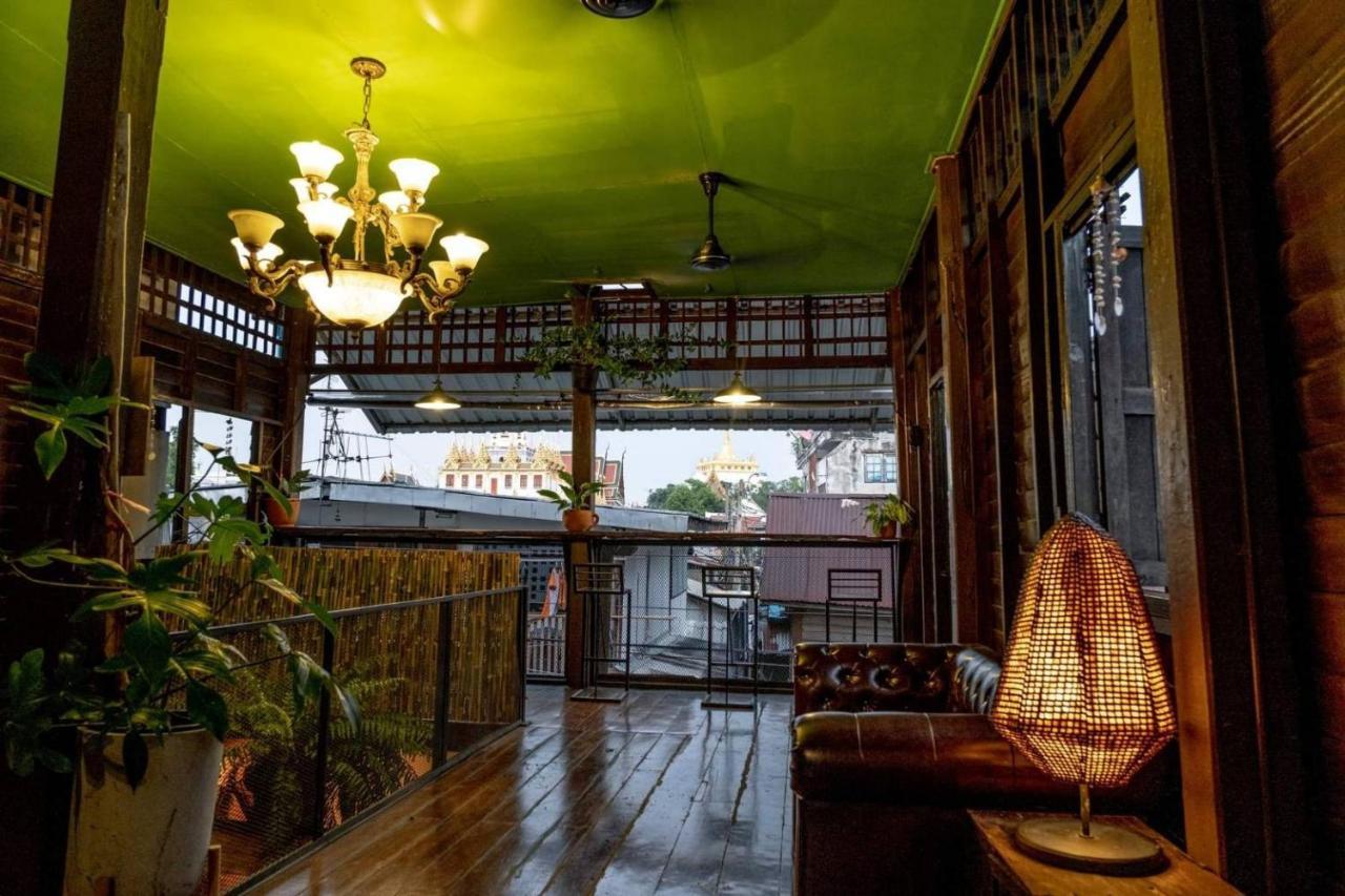 Non House Bangkok บ้านนอนโฮสเทล Exterior photo